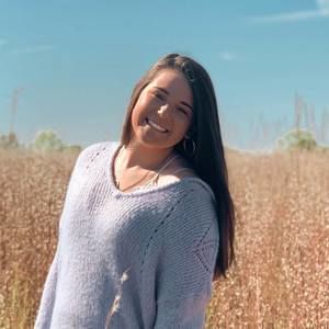 Meet your Posher, Brooke